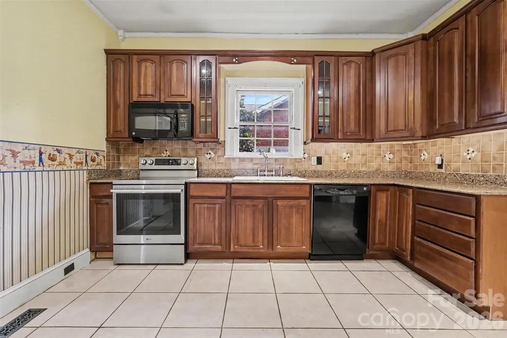 75 Cabarrus Avenue Concord NC 28025