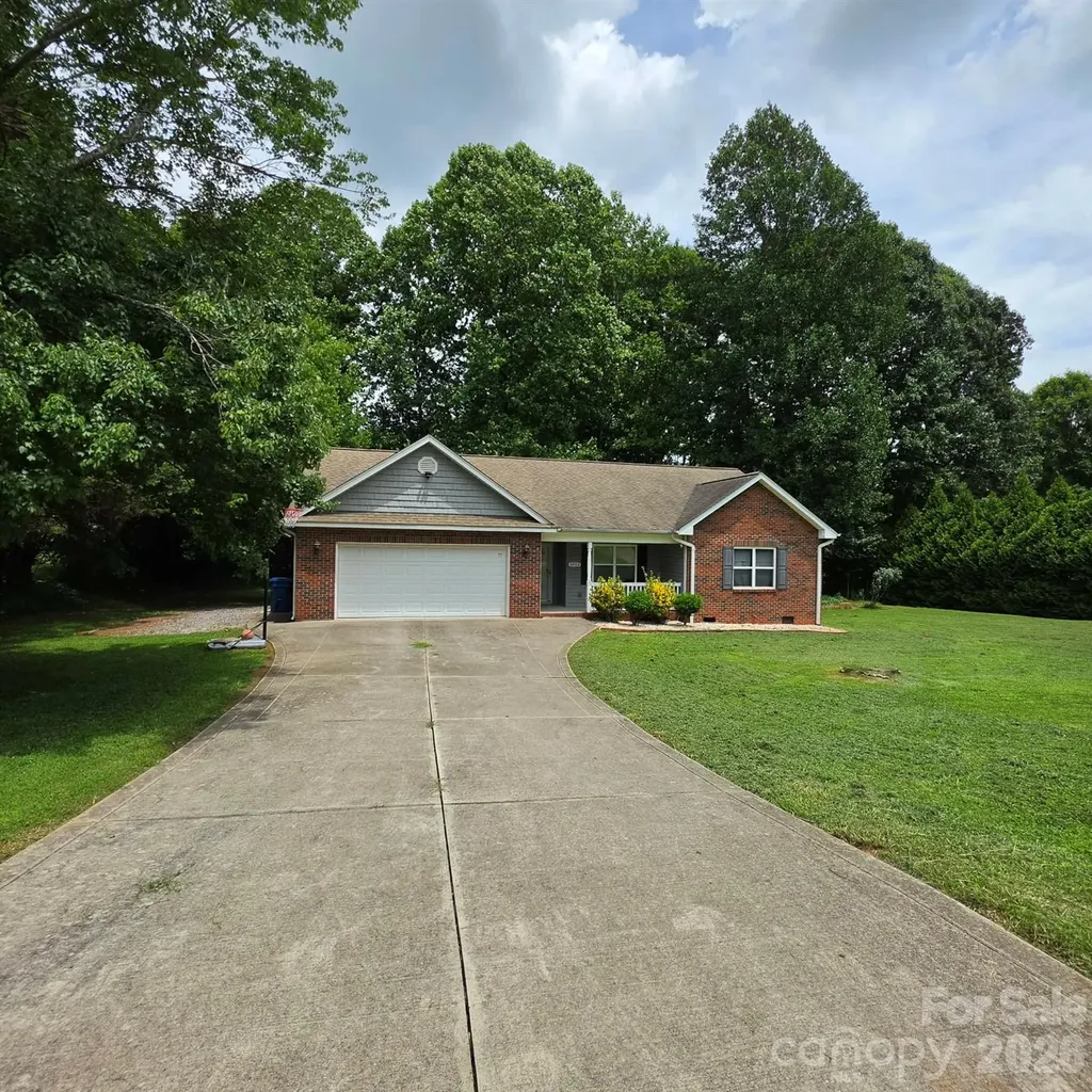 3402 Danial Street Conover NC 28613