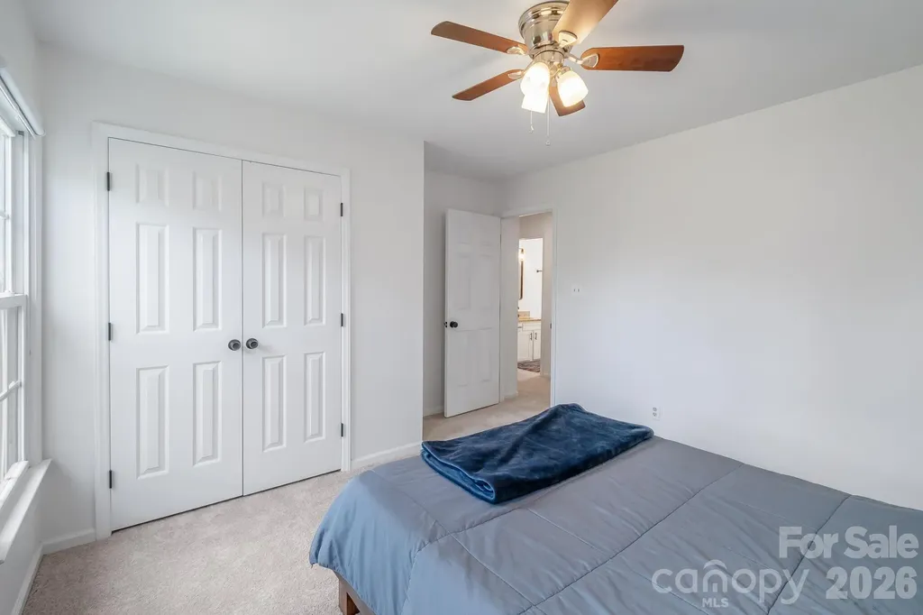 12328 Sandringham Place Charlotte NC 28262