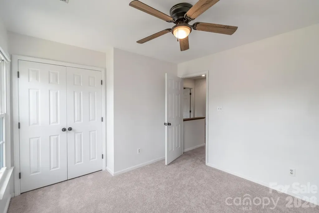 12328 Sandringham Place Charlotte NC 28262