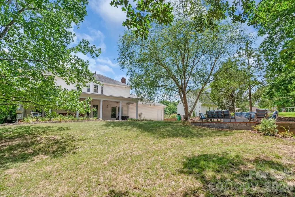 12328 Sandringham Place Charlotte NC 28262