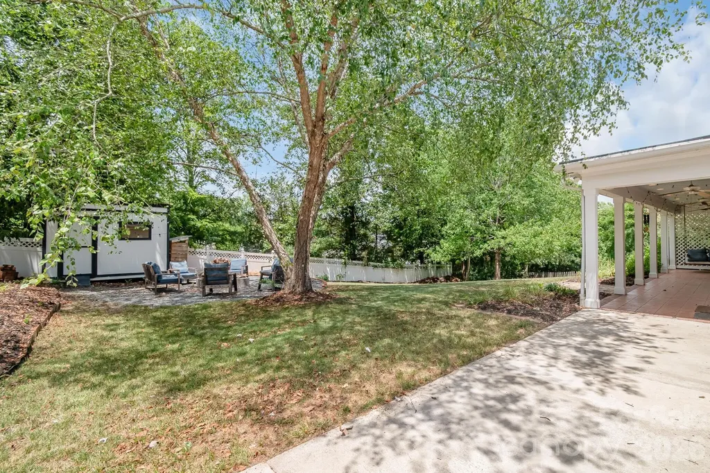 12328 Sandringham Place Charlotte NC 28262