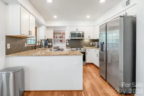 12328 Sandringham Place Charlotte NC 28262