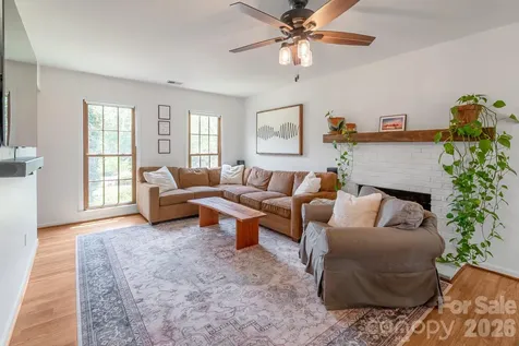 12328 Sandringham Place Charlotte NC 28262