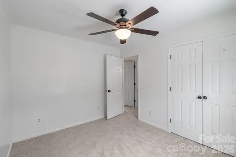 12328 Sandringham Place Charlotte NC 28262