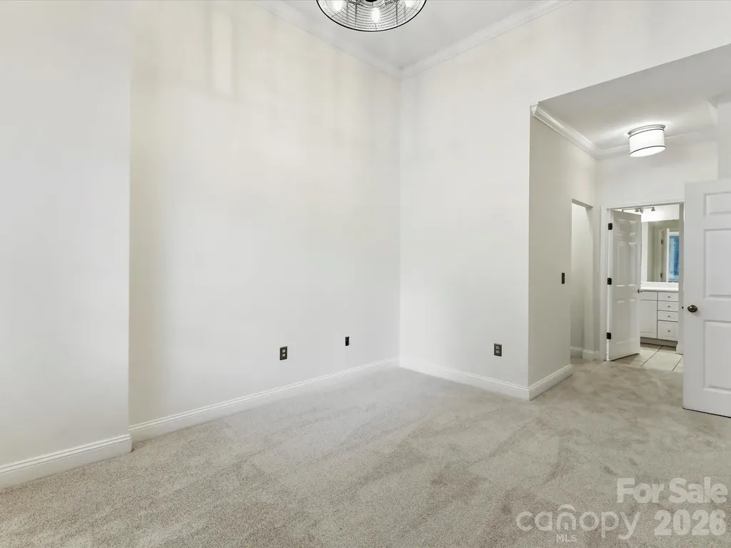 300 W 5th Street Charlotte NC 28202