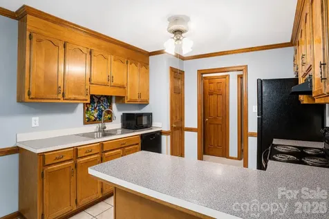 11513 Waterflower Lane Charlotte NC 28262