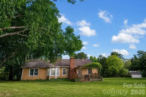 11513 Waterflower Lane Charlotte NC 28262