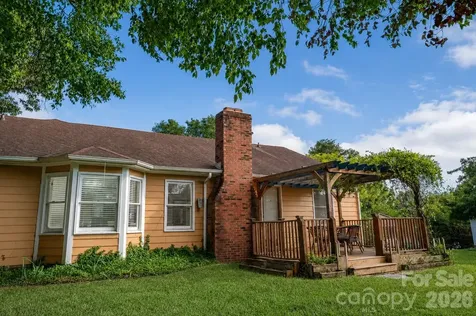 11513 Waterflower Lane Charlotte NC 28262