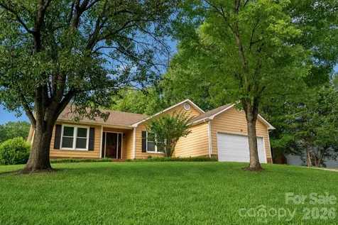11513 Waterflower Lane Charlotte NC 28262
