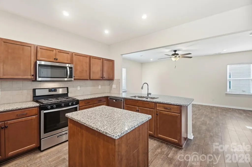 7019 Thornrose Drive Charlotte NC 28210