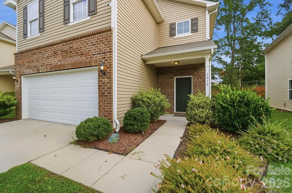 7019 Thornrose Drive Charlotte NC 28210