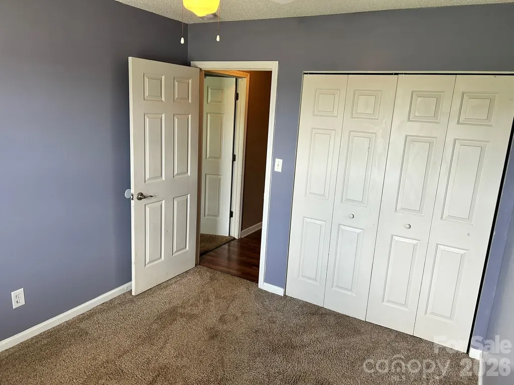 2042 Rocketts Way Newton NC 28658