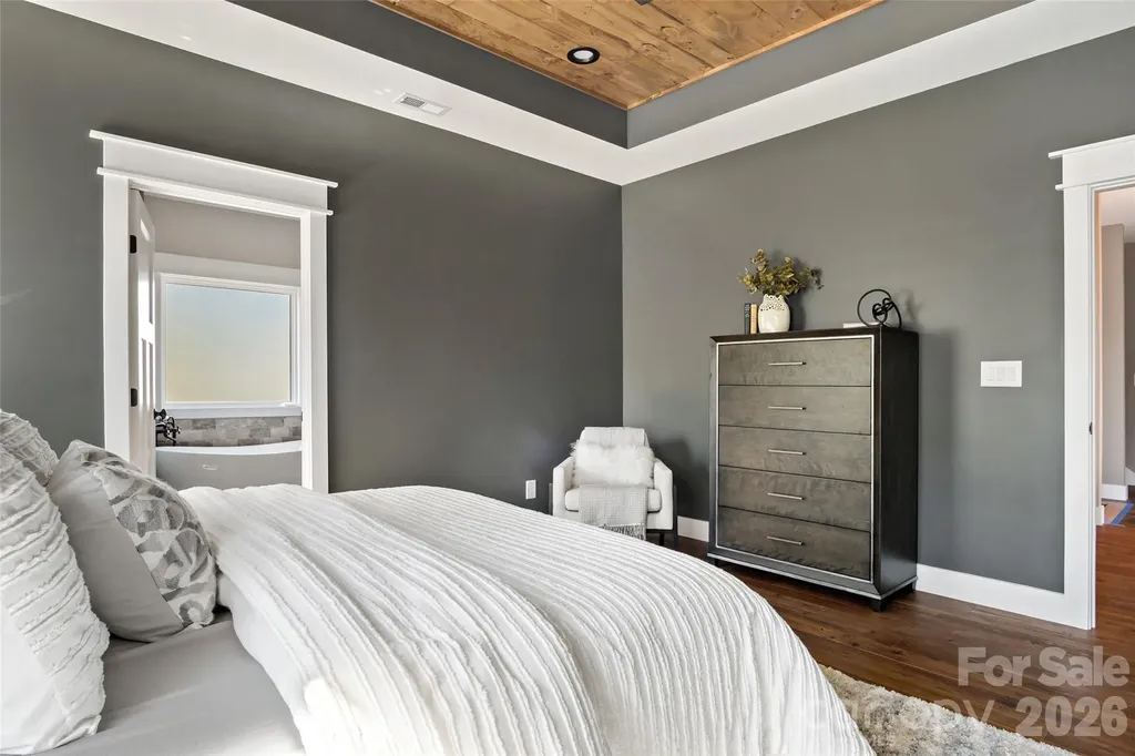 143 Sunny Morning Court Hendersonville NC 28792