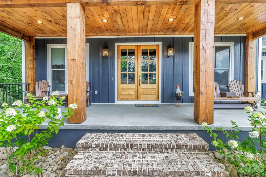 143 Sunny Morning Court Hendersonville NC 28792