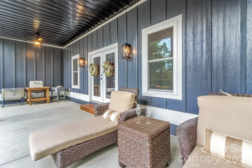 143 Sunny Morning Court Hendersonville NC 28792