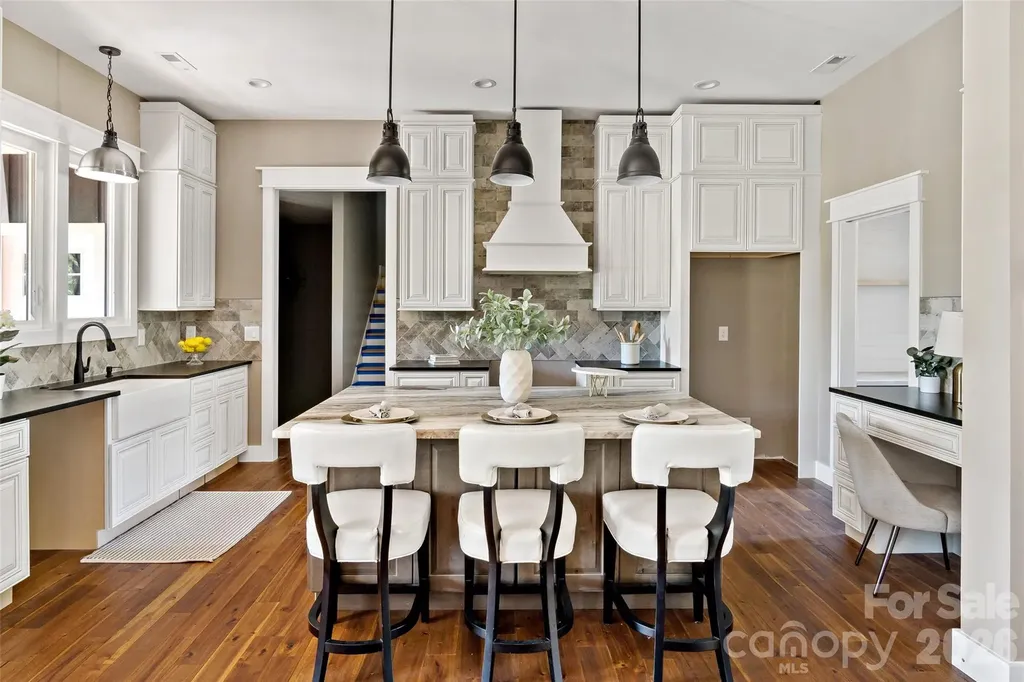 143 Sunny Morning Court Hendersonville NC 28792