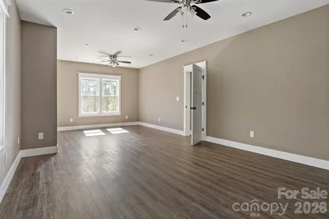 143 Sunny Morning Court Hendersonville NC 28792