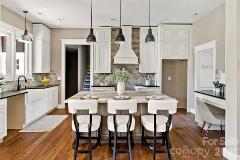 143 Sunny Morning Court Hendersonville NC 28792