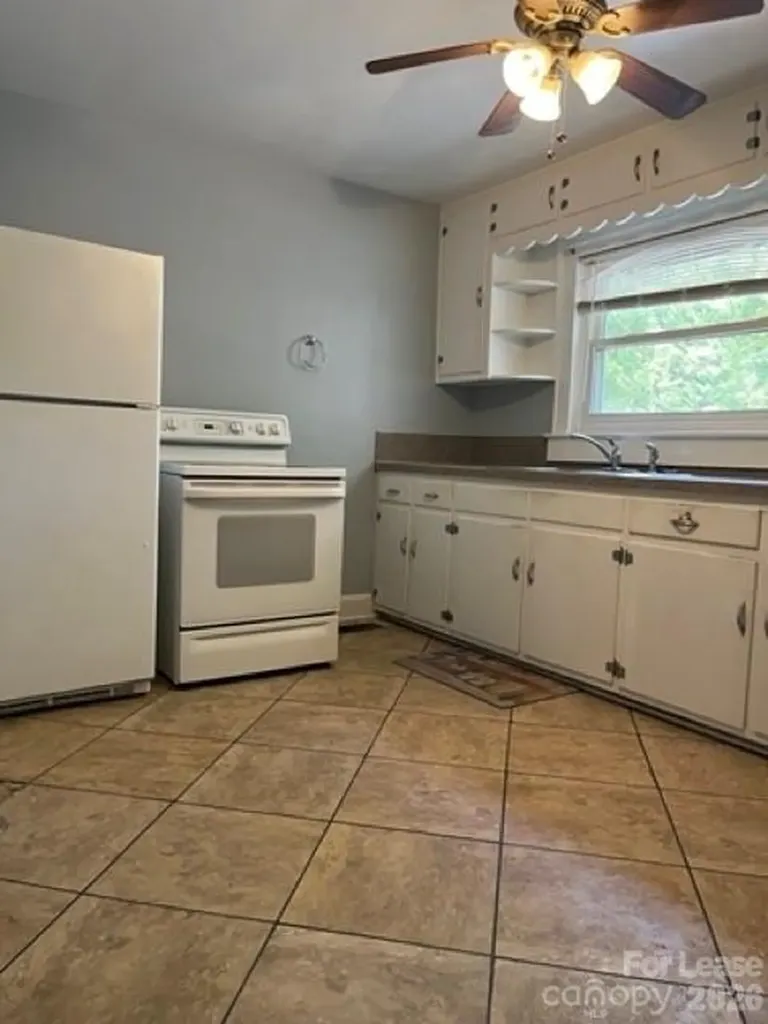 213 Glenwood Drive Mooresville NC 28115
