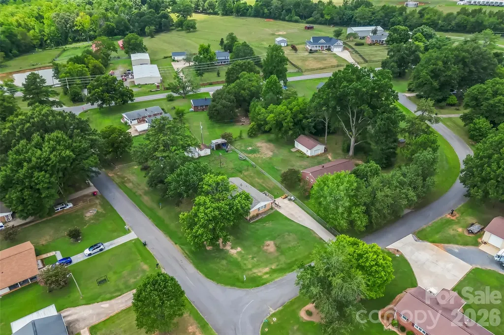 315 Windwood Drive Bessemer City NC 28016