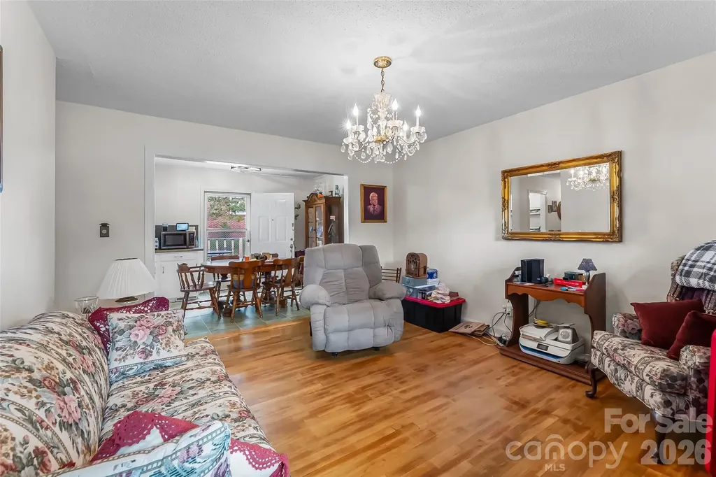 315 Windwood Drive Bessemer City NC 28016
