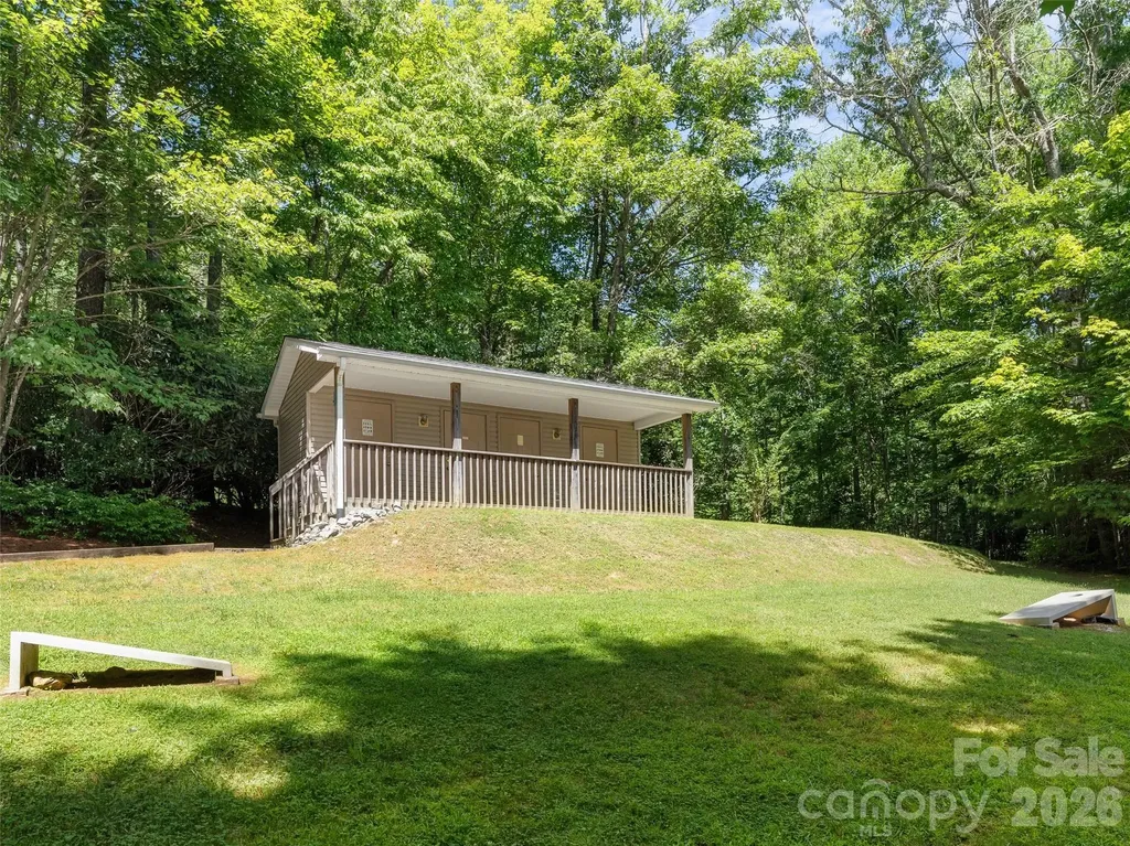 Lot 161 Eagle Lake Drive Brevard NC 28712
