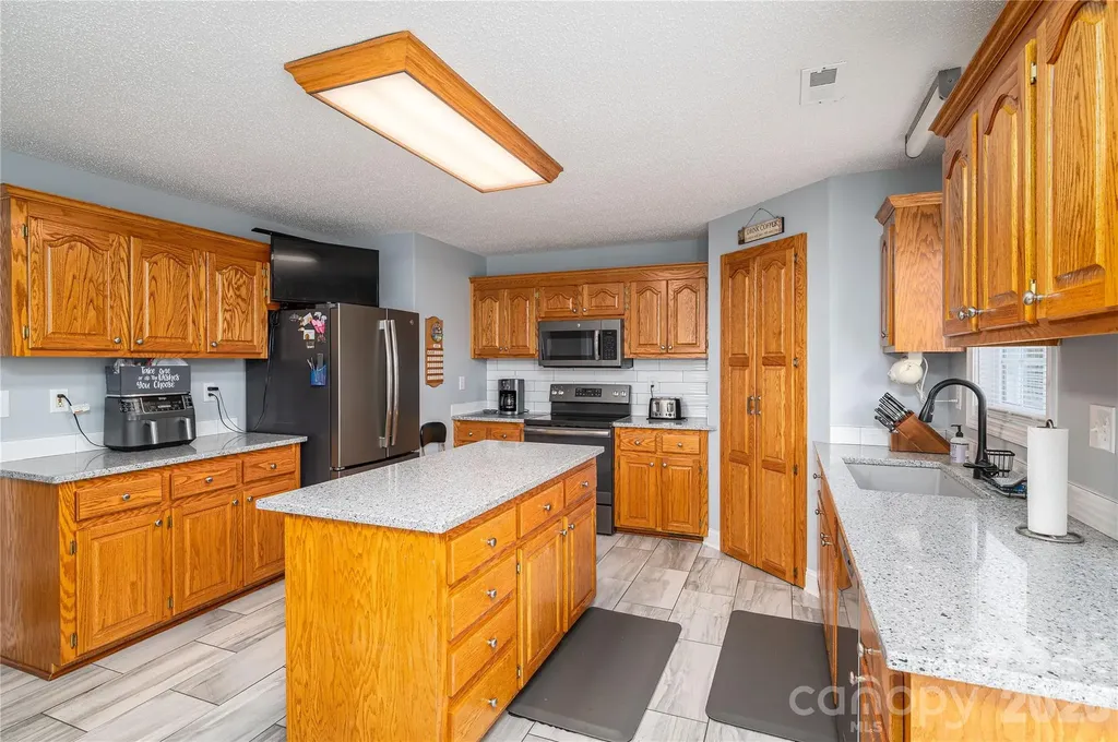 1681 Nc 274 Highway Cherryville NC 28021