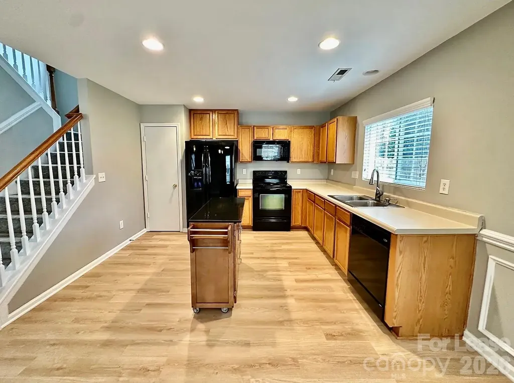 551 Tribune Drive Charlotte NC 28214