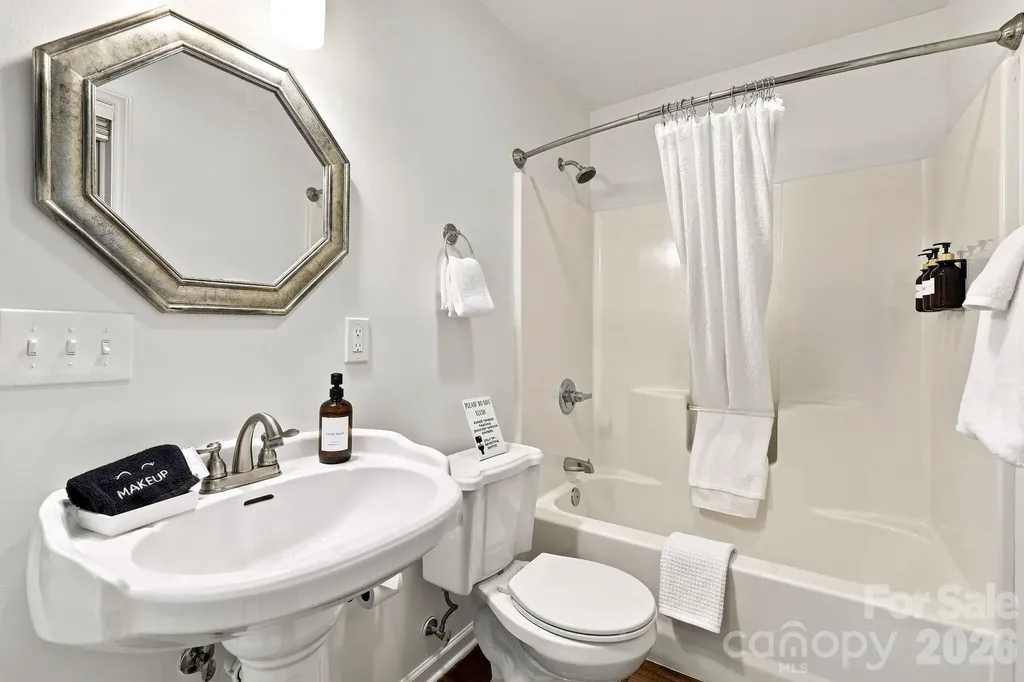 27,29 & 31 A/b Brown Road Asheville NC 28806