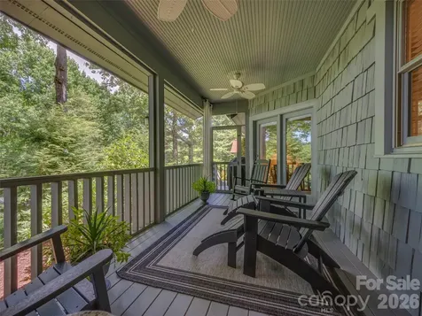 16 Lacoste Drive Hendersonville NC 28739