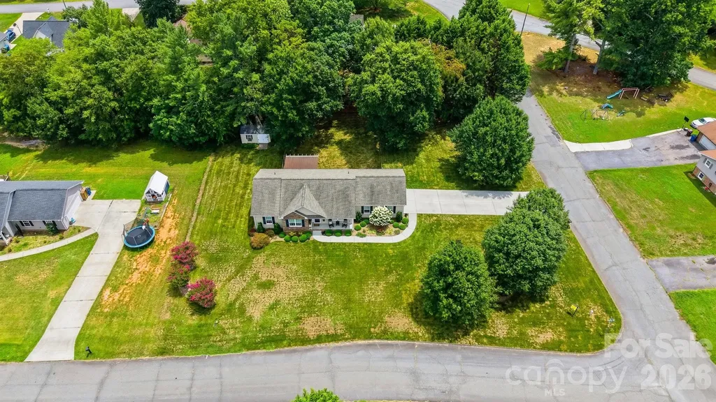 2404 23rd Street Drive NE Hickory NC 28601