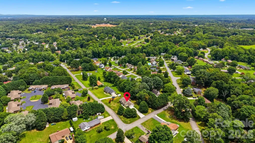 2404 23rd Street Drive NE Hickory NC 28601