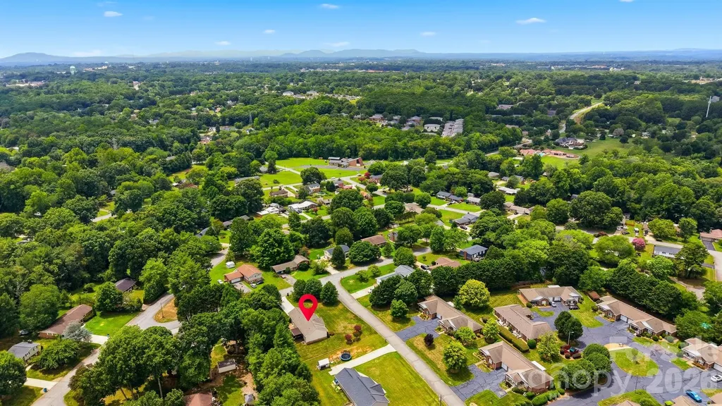 2404 23rd Street Drive NE Hickory NC 28601