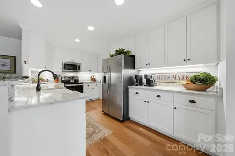 2404 23rd Street Drive NE Hickory NC 28601