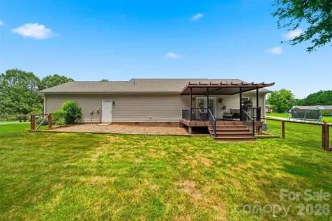 2404 23rd Street Drive NE Hickory NC 28601