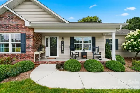 2404 23rd Street Drive NE Hickory NC 28601