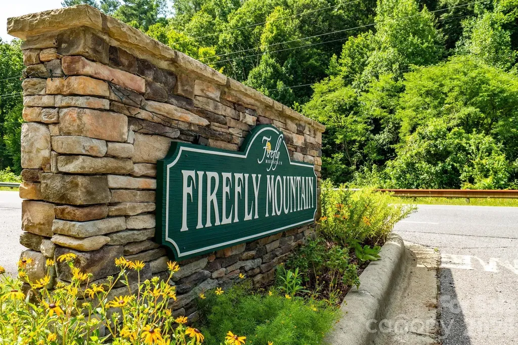 565 Pine Cone Trail Marshall NC 28753