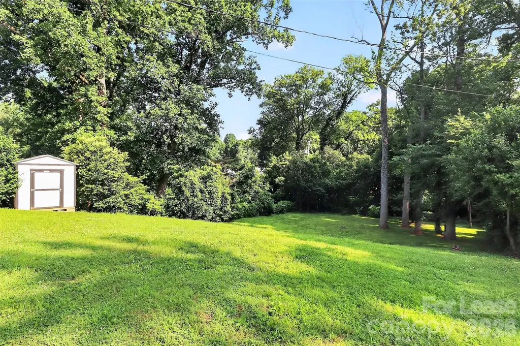 3945 Winfield Drive Charlotte NC 28205