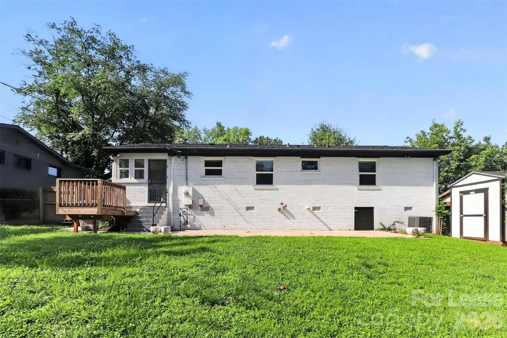 3945 Winfield Drive Charlotte NC 28205