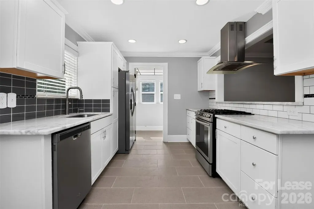 3945 Winfield Drive Charlotte NC 28205