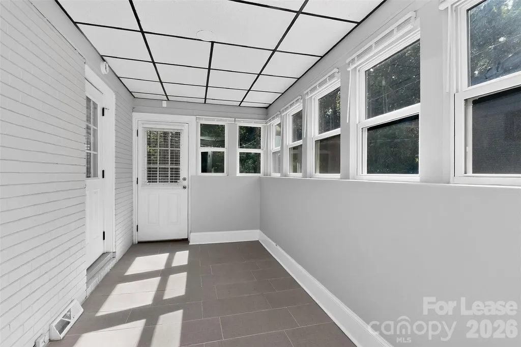 3945 Winfield Drive Charlotte NC 28205