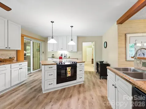 3 High Meadows Drive Candler NC 28715