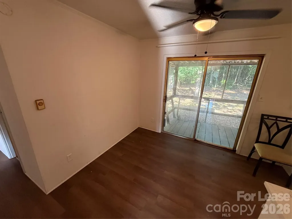 2549 N Olivers Road Newton NC 28658