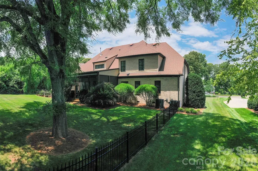 310 James Way Bermuda Run NC 27006