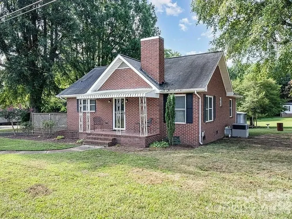 341 Red Cross Road W Oakboro NC 28129