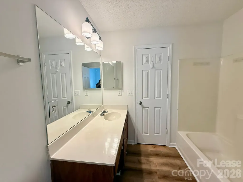 15536 Asterwind Court Charlotte NC 28277