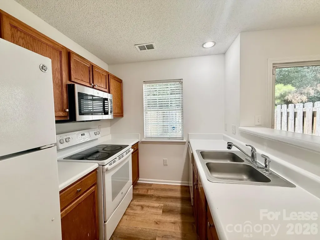 15536 Asterwind Court Charlotte NC 28277