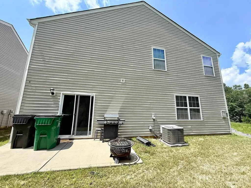 13023 Newburgh Green Drive Charlotte NC 28273