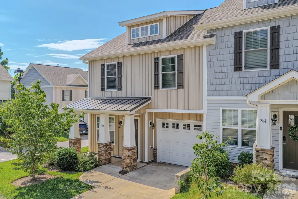 202 Stoney Point Way Candler NC 28715